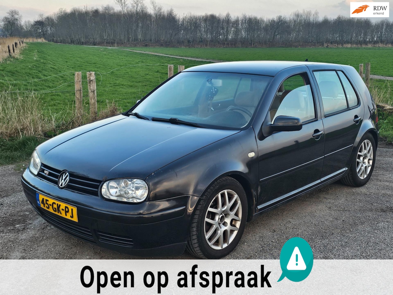 Volkswagen Golf - 2.3 V5 Highline LET OP PRIJS IS VAST - AutoWereld.nl