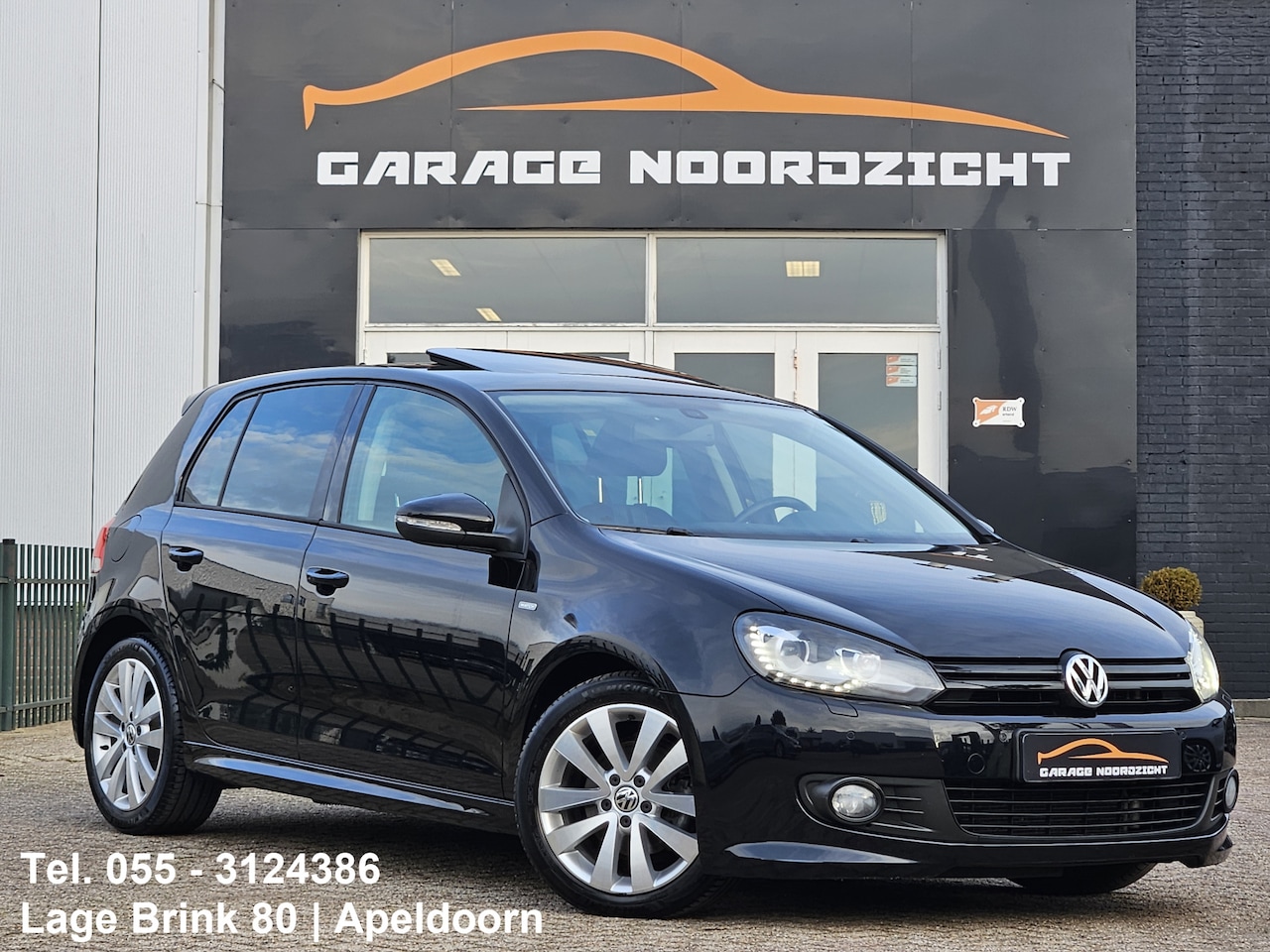 Volkswagen Golf - 1.4 TSI R-Line Edition XENON LED|NAVIGATIE|LEDER|ECC/AIRCO|PDC VOOR & ACHTER|17 INCH maand - AutoWereld.nl