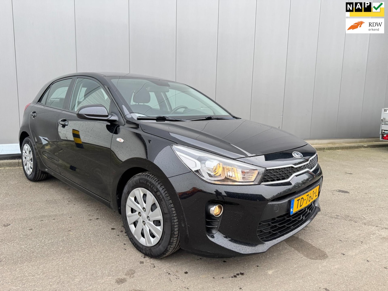 Kia Rio - 1.0 TGDI ComfortPlusLine Navigator navi airco - AutoWereld.nl