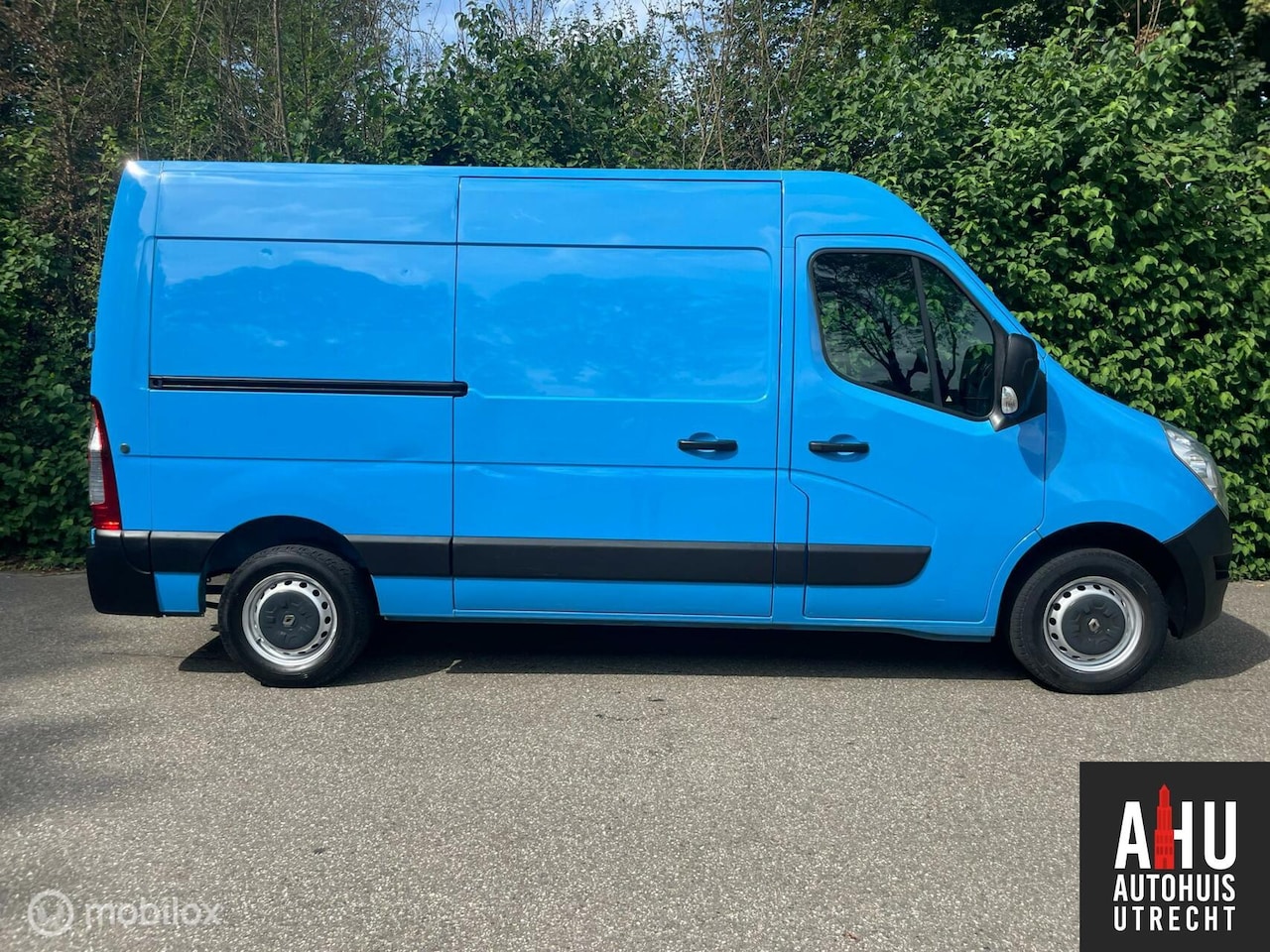 Renault Master - bestel T35 2.3 dCi L2H2 - AutoWereld.nl