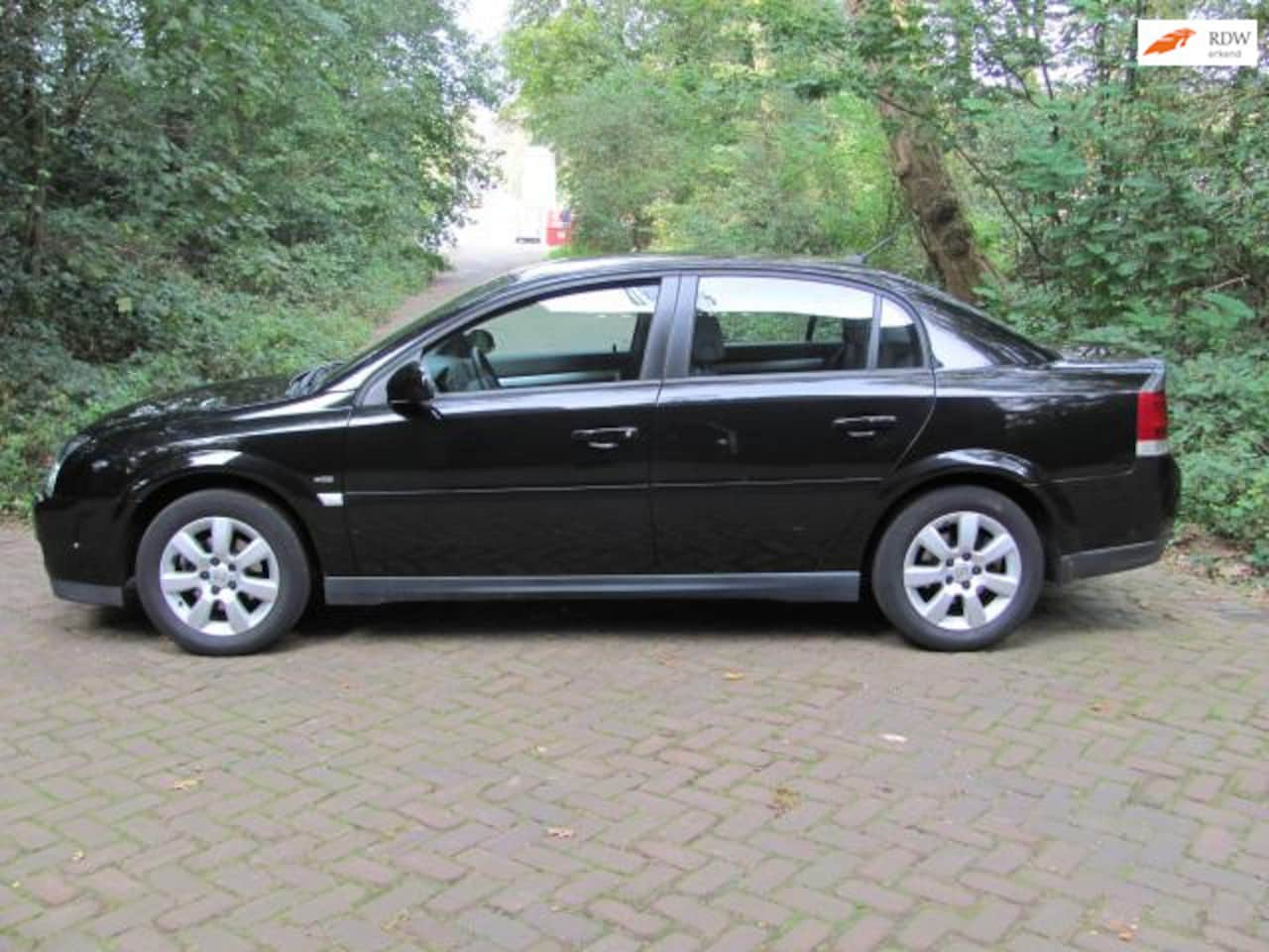 Opel Vectra - 2.2-16V V-line 2.2-16V V-line - AutoWereld.nl