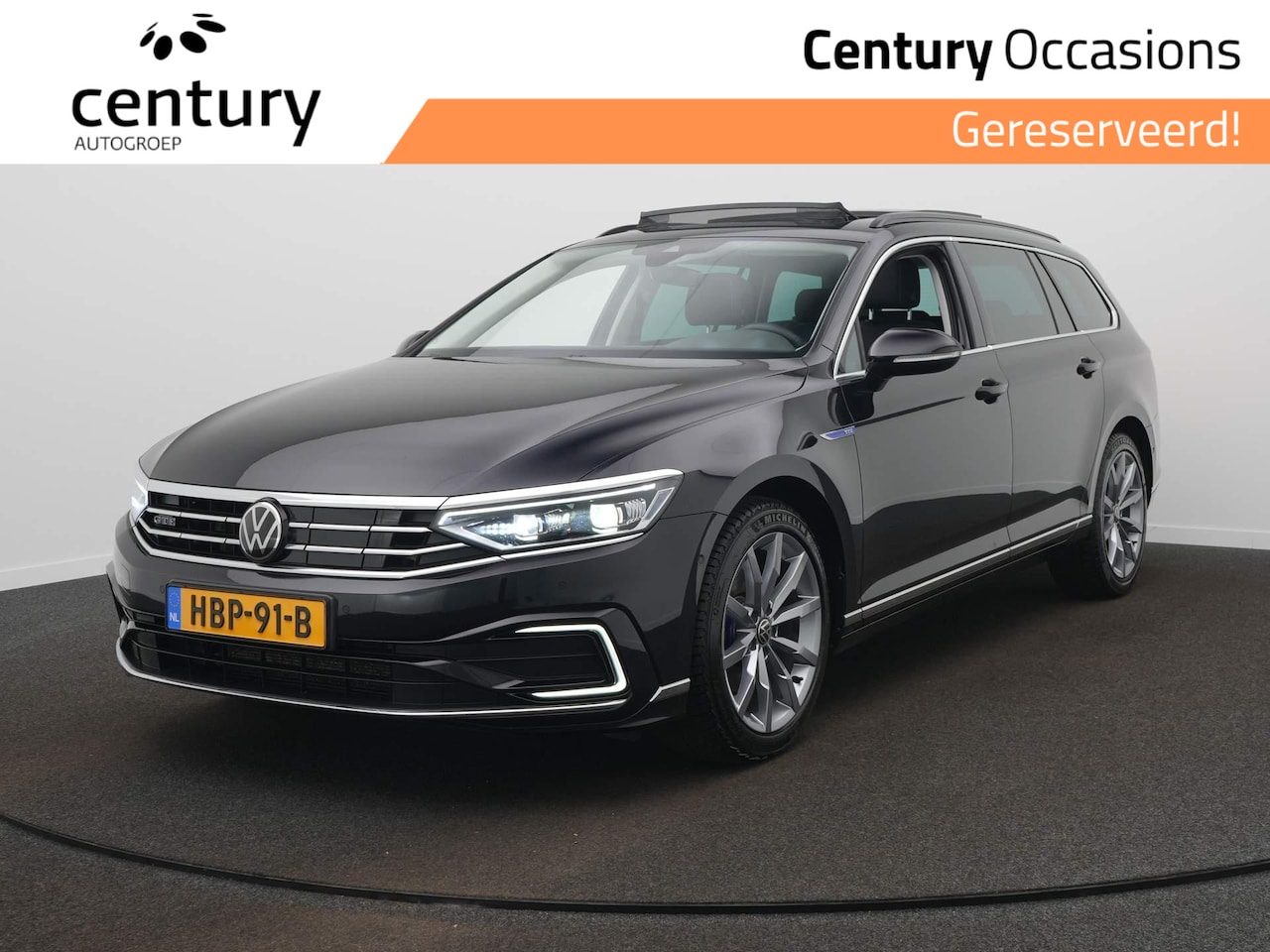 Volkswagen Passat Variant - 1.4 TSI PHEV GTE Business Standkachel / Trekhaak / Panoramadak - AutoWereld.nl