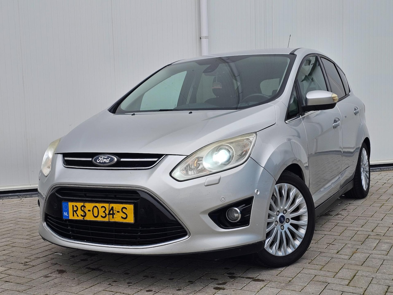 Ford C-Max - 1.6 SCTi Titanium bj 2011 Vol Opties Keyless/Auto Park/Stoelverw APK 01-2026! - AutoWereld.nl