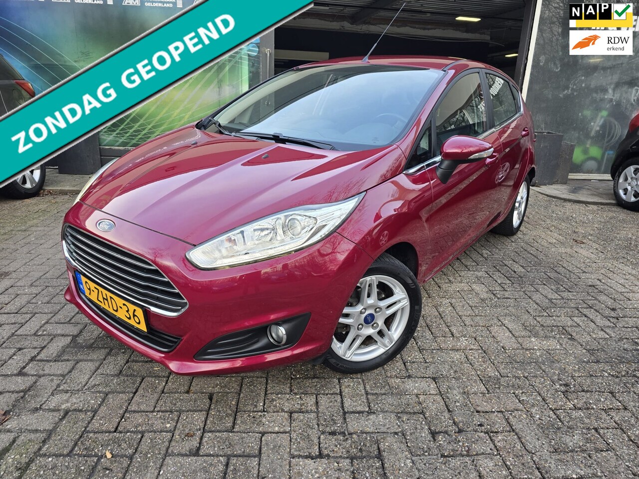 Ford Fiesta - 1.0 EcoBoost Titanium | 2E EIGENAAR | 12 MND GARANTIE | NAVI | CRUISE | NL AUTO | - AutoWereld.nl