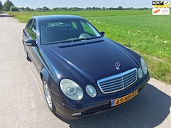 Mercedes-Benz E-klasse - 200k / automaat topstaat