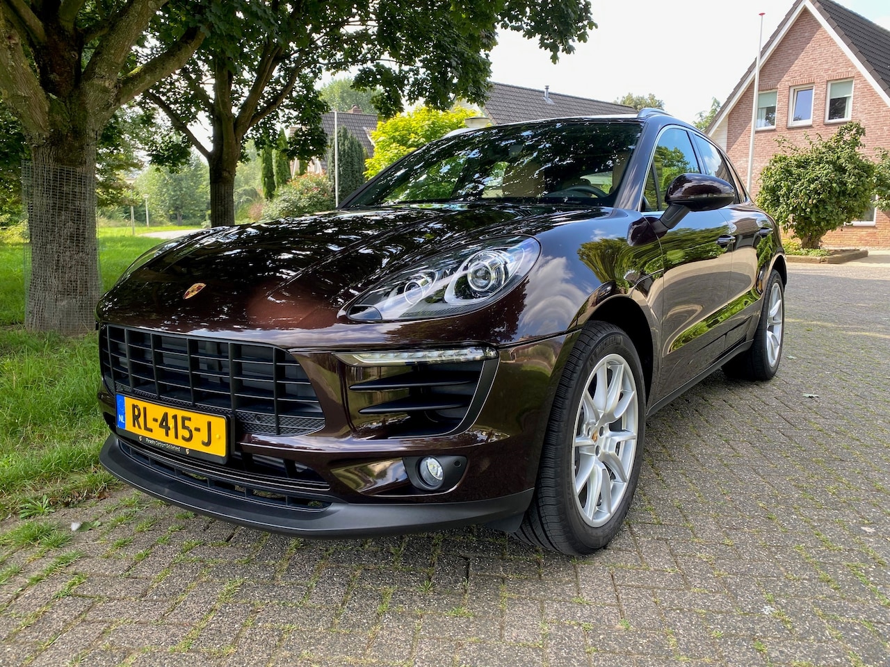 Porsche Macan - 2.0 Turbo - AutoWereld.nl