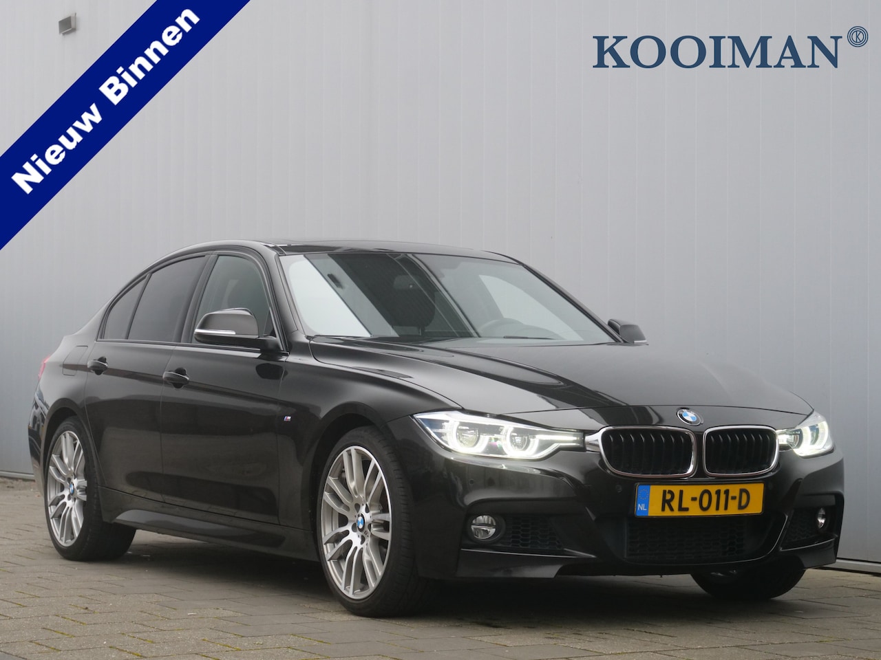 BMW 3-serie - 318i 136pk High Executive M-Sport Automaat Leder / LED / DAB-radio / Schuifdak / M-pakket - AutoWereld.nl