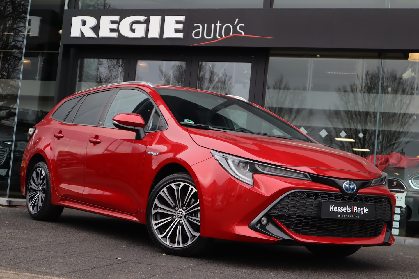 Toyota Corolla Touring Sports - 1.8 Hybrid Dynamic Team Navi Led ACC Camera - AutoWereld.nl