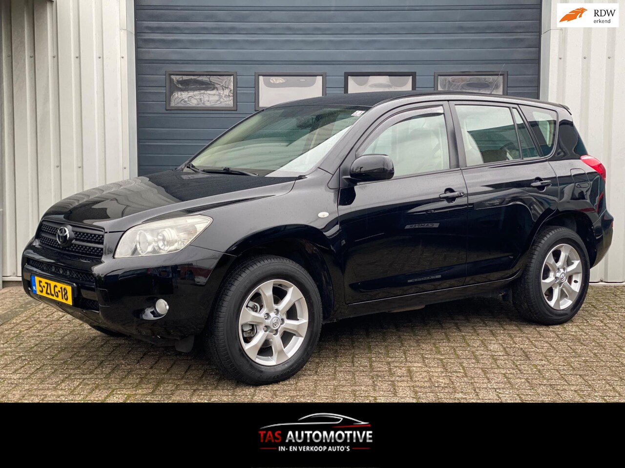 Toyota RAV4 - 2.0 VVTi Executive AUTOMAAT/LEER/CRUISE/PDC - AutoWereld.nl