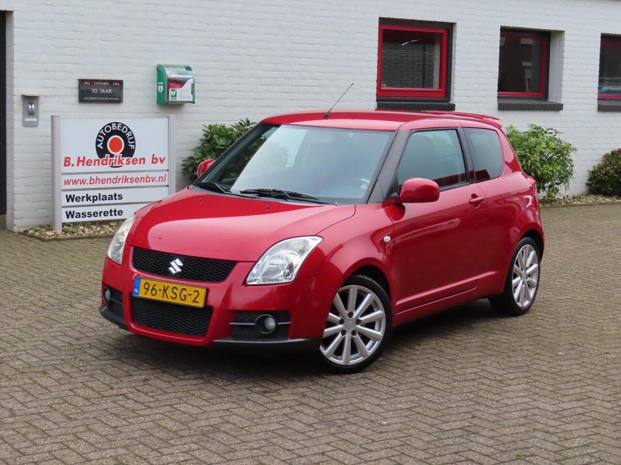 Suzuki Swift - 1.6 3D SPORT Sport/ Climatronic/ Nette auto/ Origineel NL/ NAP - AutoWereld.nl