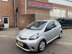 Toyota Aygo - 1.0 VVT-i Dynamic Blue