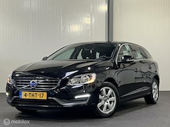 Volvo V60 - 1.6 D2 Momentum [ NAP afneembare trekhaak navi ]