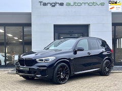 BMW X5 - XDrive45e M-Sport, B&W, Panodak, Trekhaak, HUD, 22"