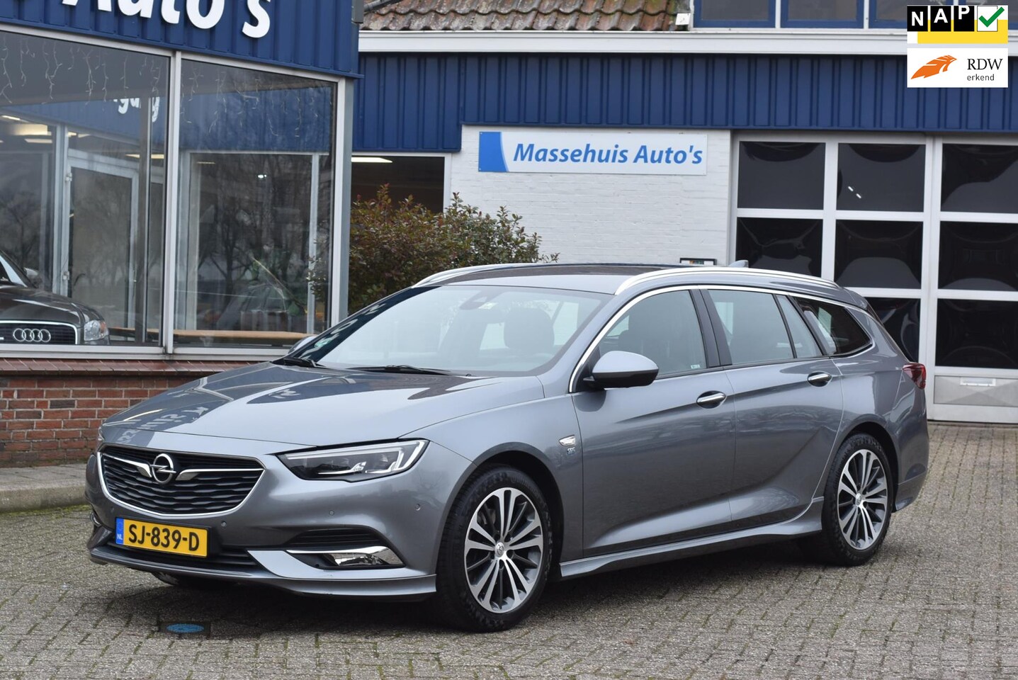 Opel Insignia Sports Tourer - 1.5 Turbo Innovation 95dkm OPC-line Trekhaak 1e eig. Leer PDC LED Navi Cruise Clima Nwe AP - AutoWereld.nl