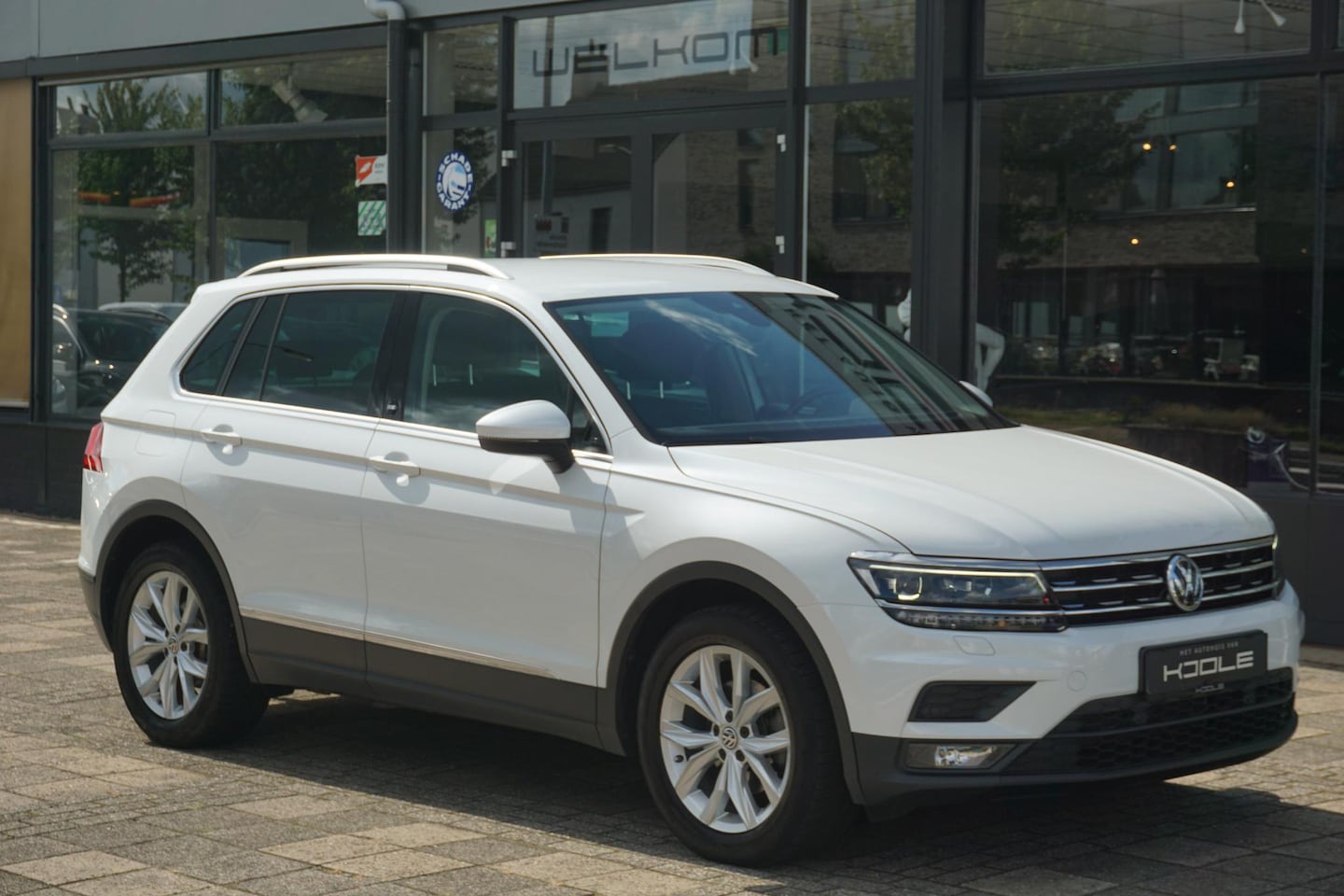 Volkswagen Tiguan - 1.4 TSI ACT Comfortline Business | trekhaak | head-up - AutoWereld.nl