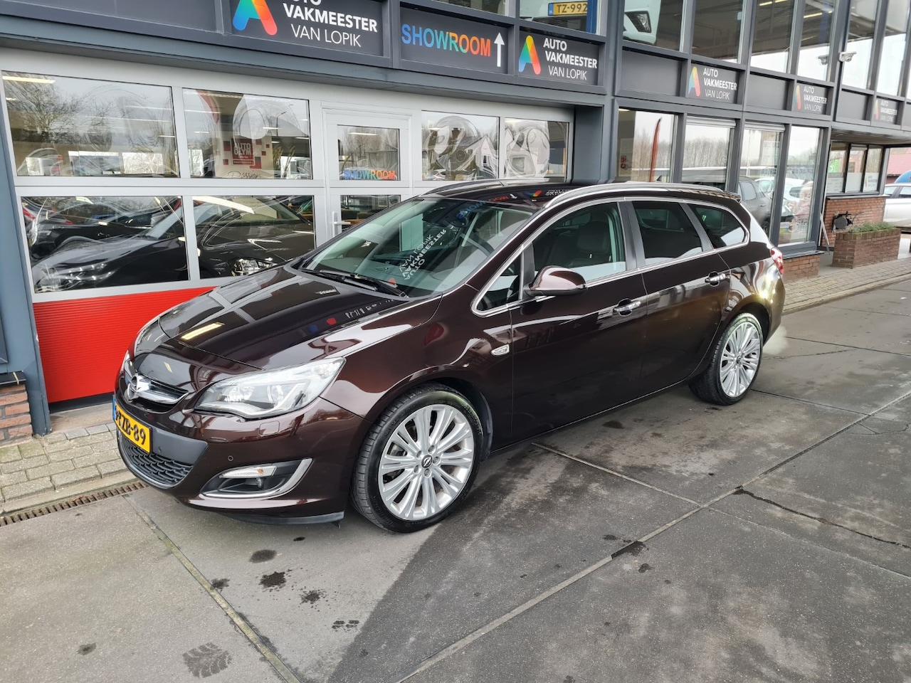 Opel Astra - 1.6T 170pk Aut. Sport Full-Opt. Trekh I.Z.G.S. - AutoWereld.nl