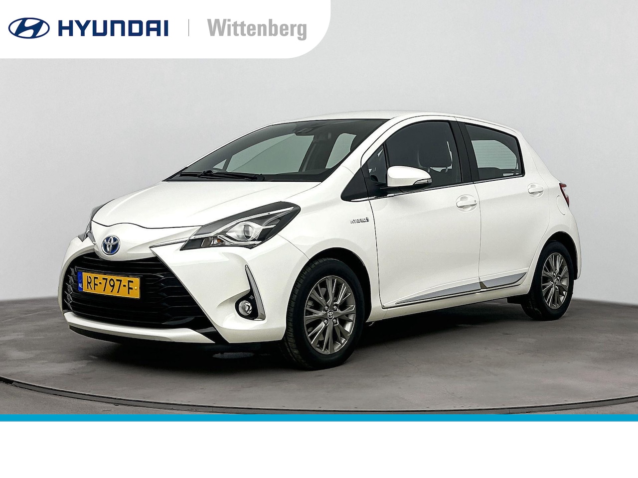 Toyota Yaris - 1.5 Hybrid Executive | Navigatie | Camera | Cruise control | Lm-wielen | - AutoWereld.nl