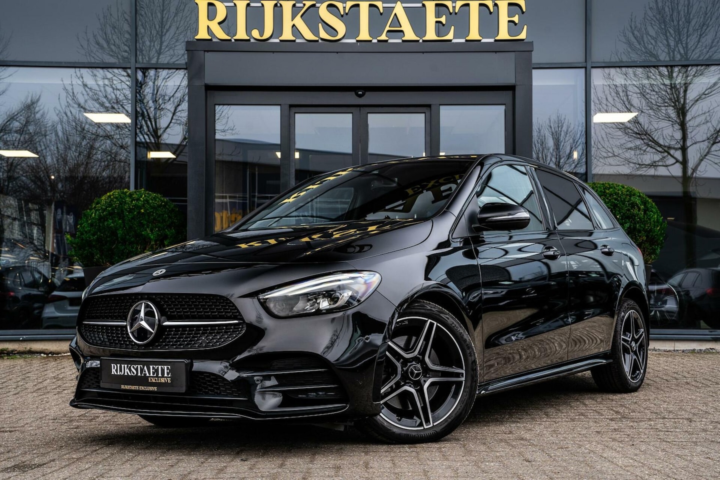 Mercedes-Benz B-klasse - 250 e Premium|SFEERVERL.|AMG|LED|STOELVER. - AutoWereld.nl