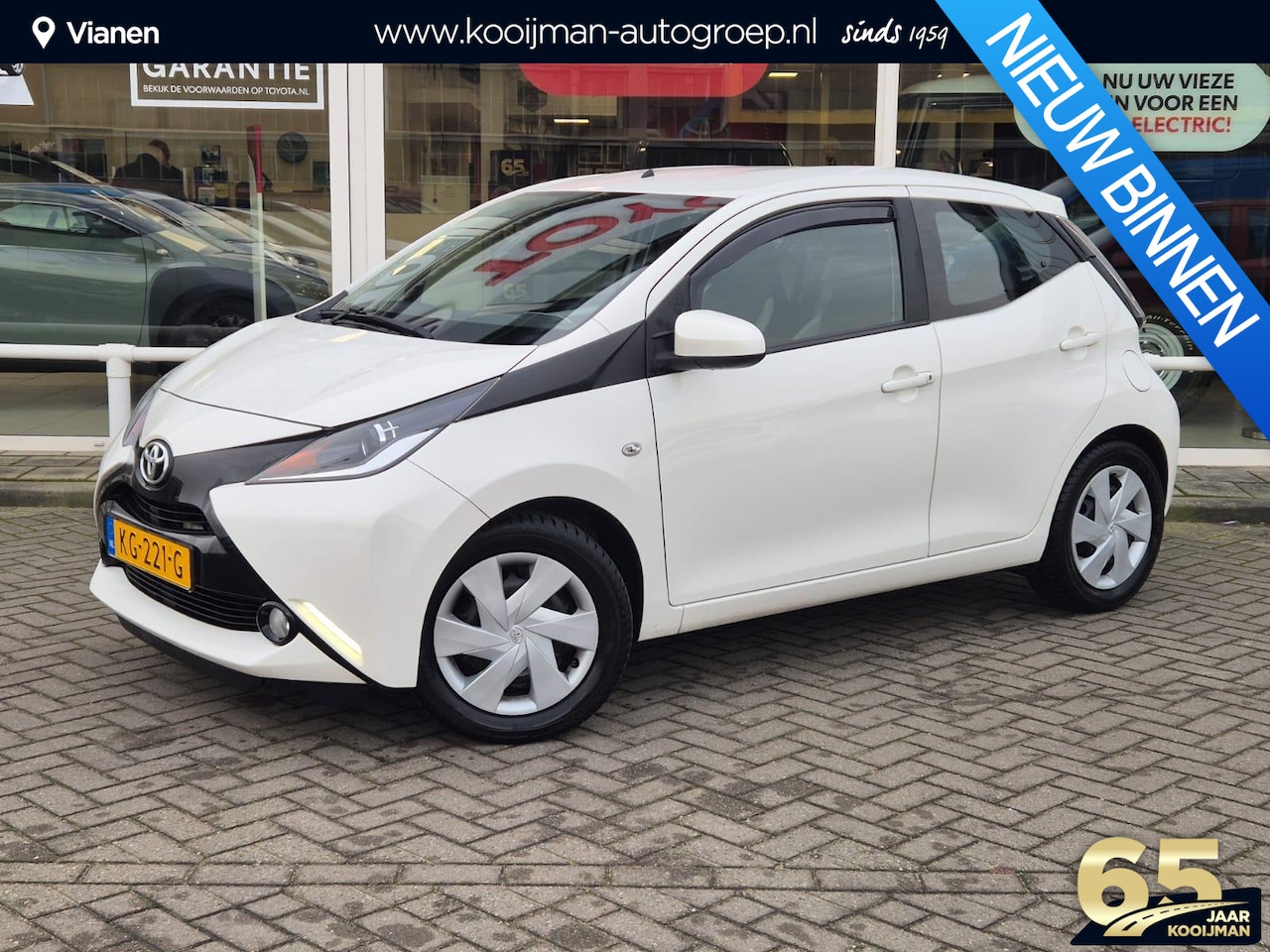 Toyota Aygo - 1.0 VVT-i x-play NL auto slechts 72000km - AutoWereld.nl