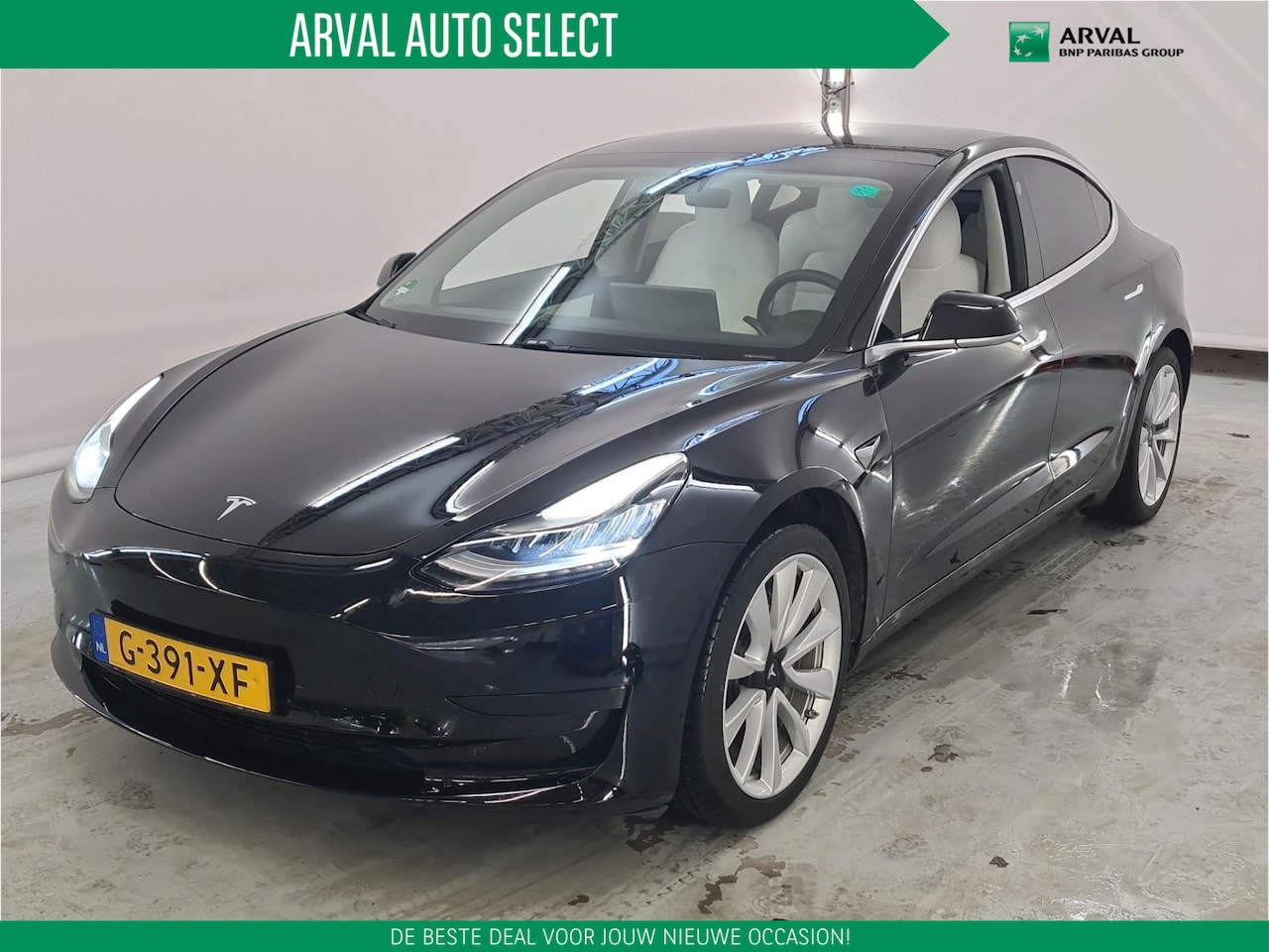 Tesla Model 3 - Standard RWD Plus 60 kWh 238pk | Trekhaak 1.000kg | Autopilot | Wit interieur | 19" velgen - AutoWereld.nl