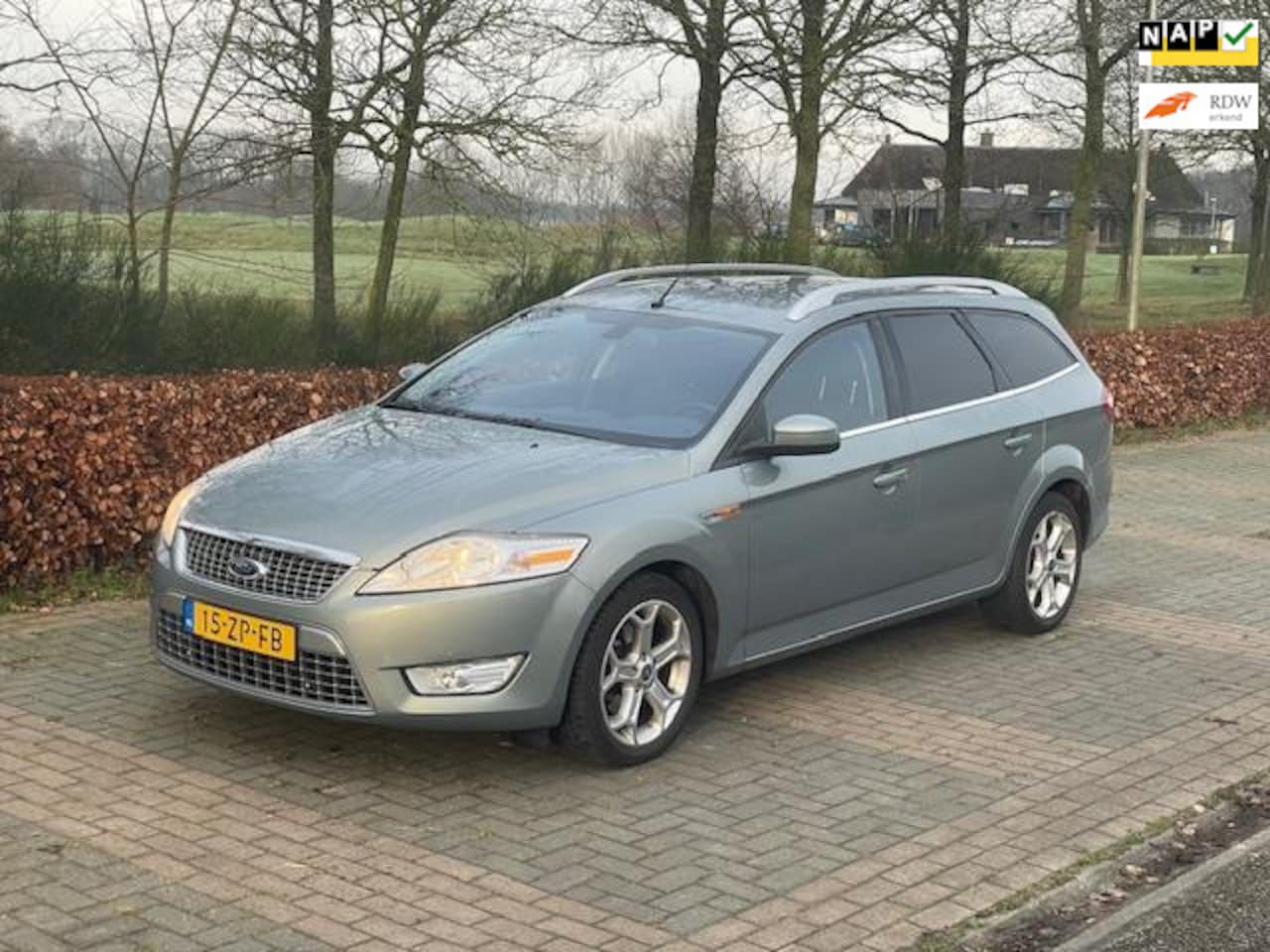 Ford Mondeo Wagon - 2.0-16V Titanium NETTE AUTO - AutoWereld.nl