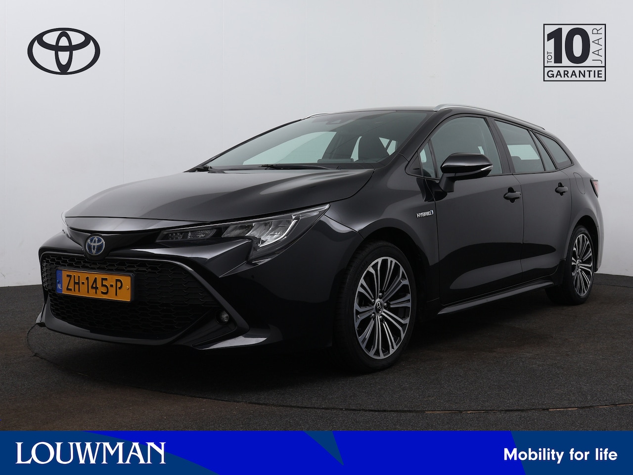 Toyota Corolla Touring Sports - 1.8 Hybrid First Edition | Trekhaak | Navigatie | - AutoWereld.nl