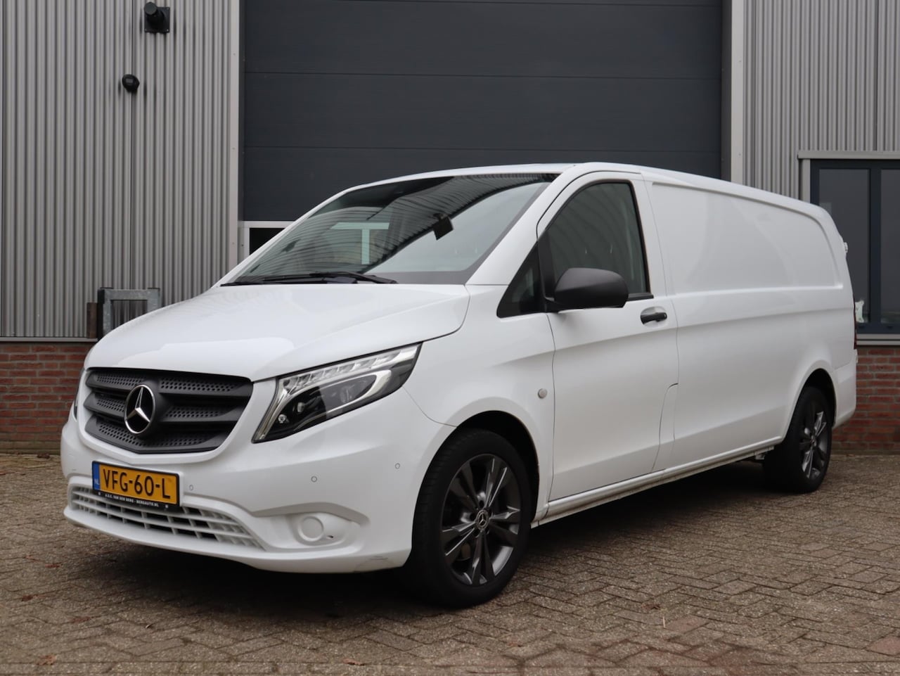 Mercedes-Benz Vito - 119 CDI 190pk 7G-Aut., XXL, LED, Navi, Stoelverw., 18 Inch LMV, L3H1 - AutoWereld.nl