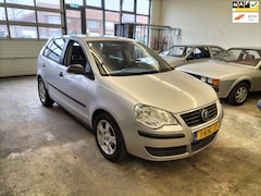 Volkswagen Polo - 1.4-16V 5 Deur"s Turijn met Airco....Inruil Mogelijk