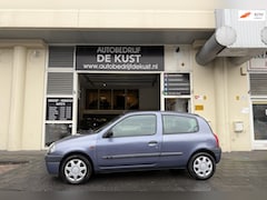 Renault Clio - 1.2 RN 2001 Airco Nieuwe APK