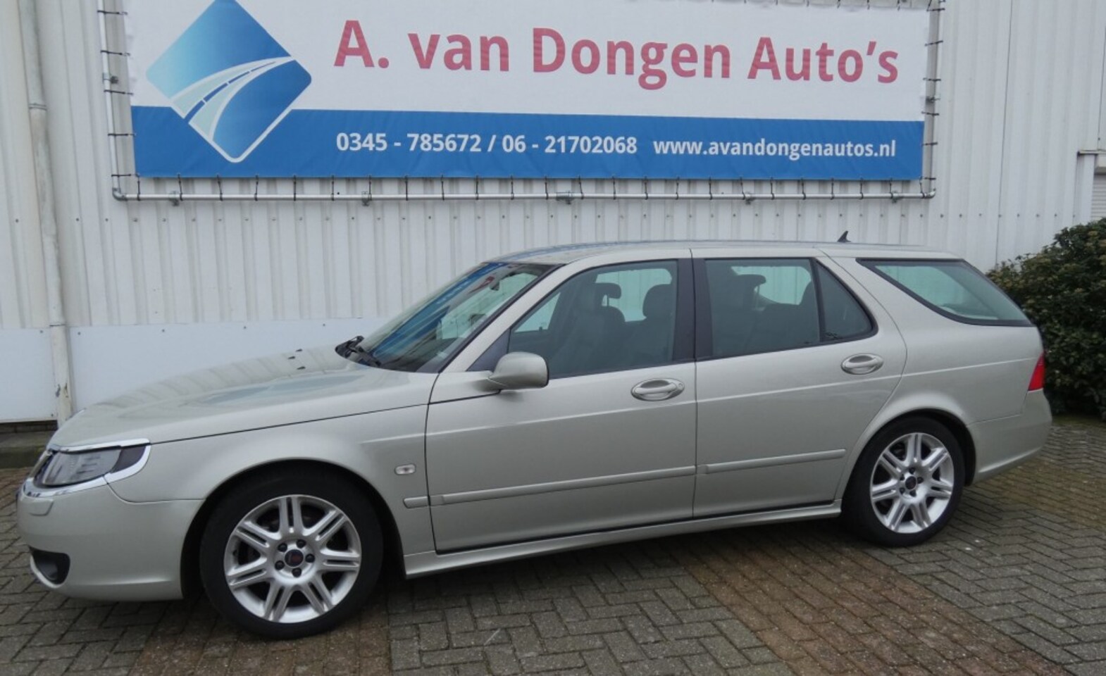 Saab 9-5 - 2.0T ARC Automaat,Leer,Navi,PDC,Trhaak,Keurig - AutoWereld.nl