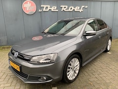 Volkswagen Jetta - 1.4 TSI HYBR HIGHL NAVI CRUISE