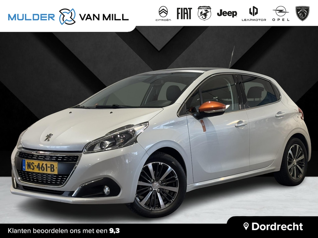 Peugeot 208 - 5-deurs Roland Garros 1.2 TURBO 110pk | PANODAK | NAVI | CLIMA | DAB+ | PARKEERHULP | LEDE - AutoWereld.nl