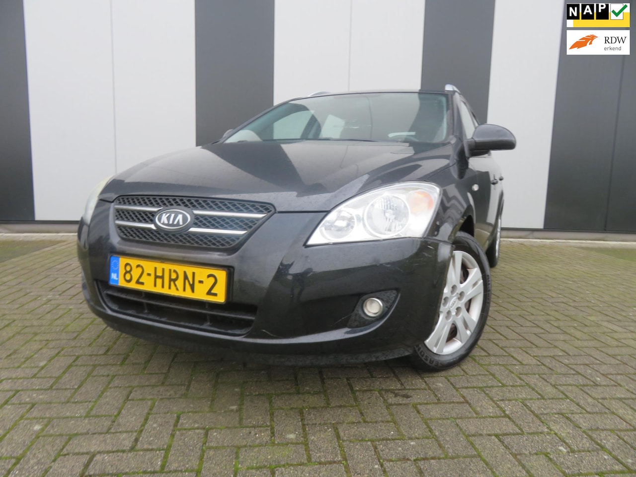 Kia Cee'd Sporty Wagon - 1.4 X-ecutive ISG 1.4 X-ecutive ISG - AutoWereld.nl