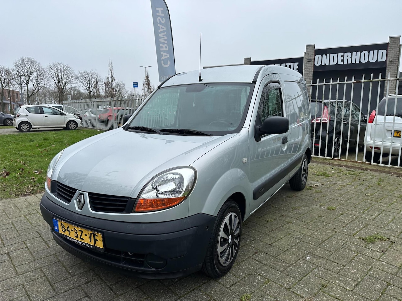 Renault Kangoo Express - 1.5 dCi 55 Grand Confort Grand Volume 1.5 dCi 55 Grand Confort Grand Volume - AutoWereld.nl