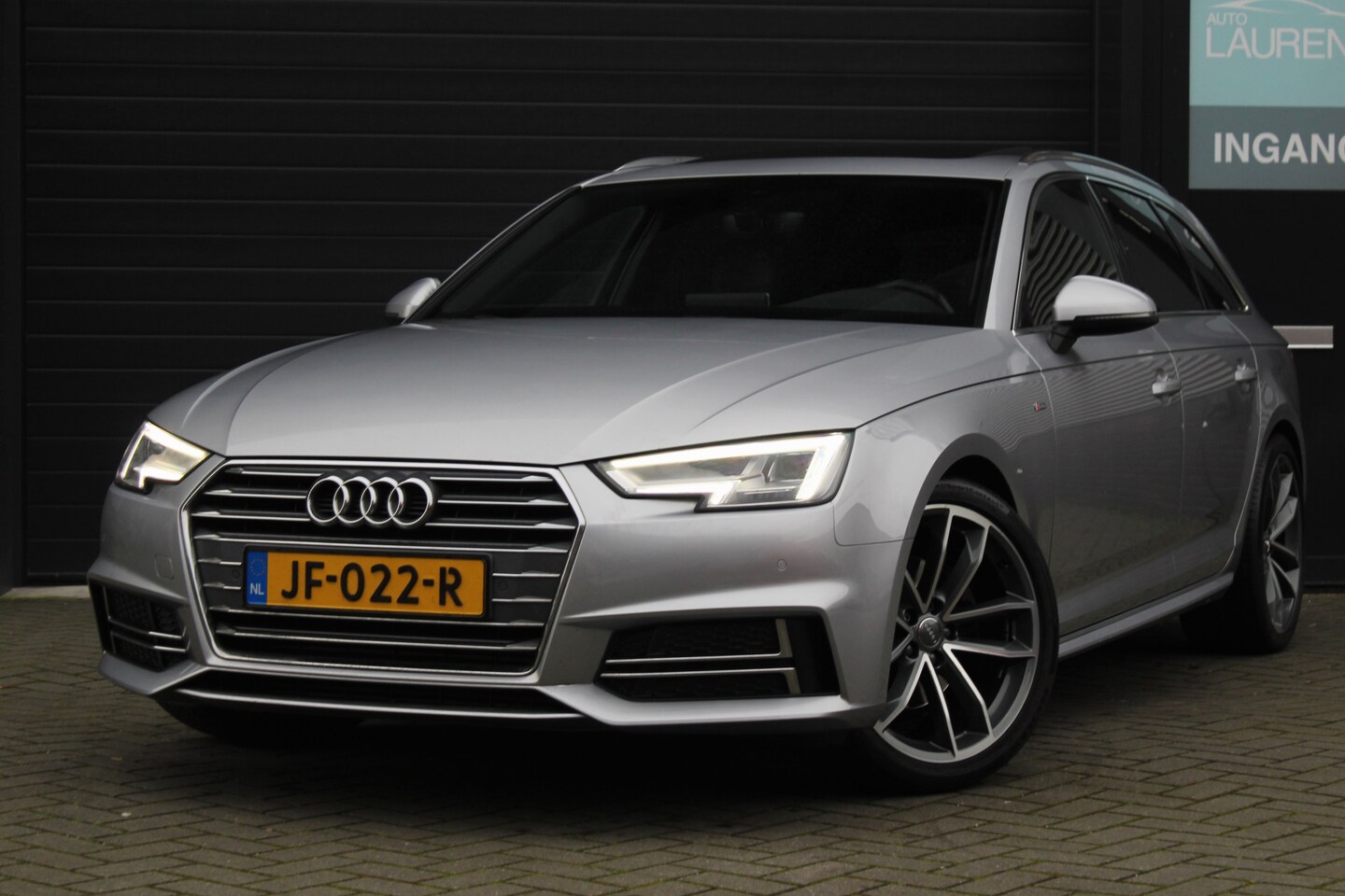 Audi A4 Avant - 2.0 TFSI Ultra Sport Pro Line S | Pano | Trekhaak | 3x S-Line | B&O - AutoWereld.nl