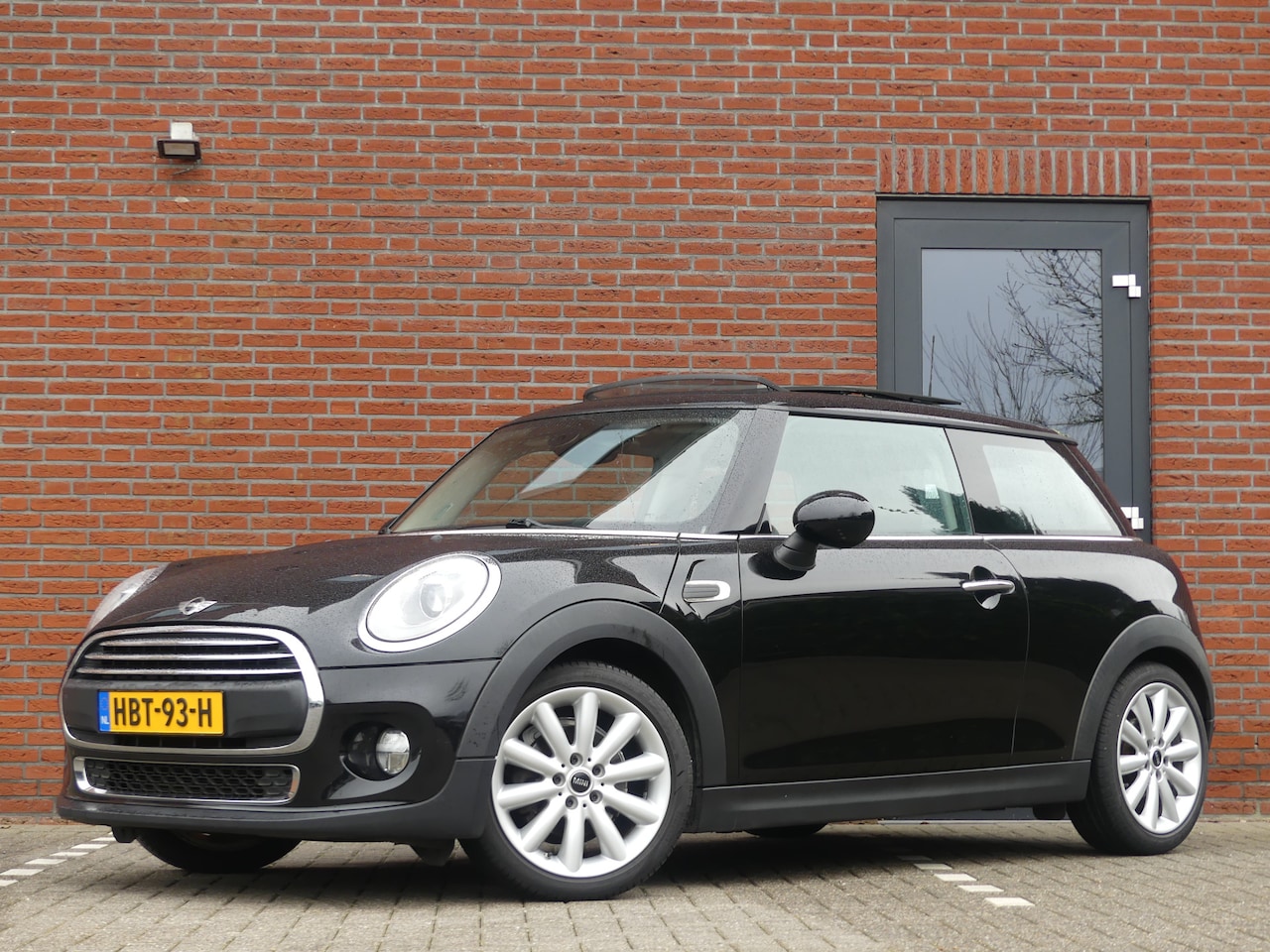 MINI One - Mini 1.2 Chili / Pano / Sportstoelen - AutoWereld.nl