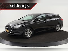 Hyundai i40 - 1.7 CRDi Essence | 95.500km NAP | Stoel & stuurverwarming | Camera | Trekhaak | Navigatie