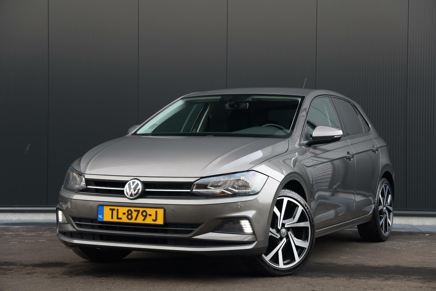 Volkswagen Polo - 1.0 TSI DSG Comfortline Clima Cruise Stoelverwarming 17-Inch DAB+ Apple CarPlay - AutoWereld.nl