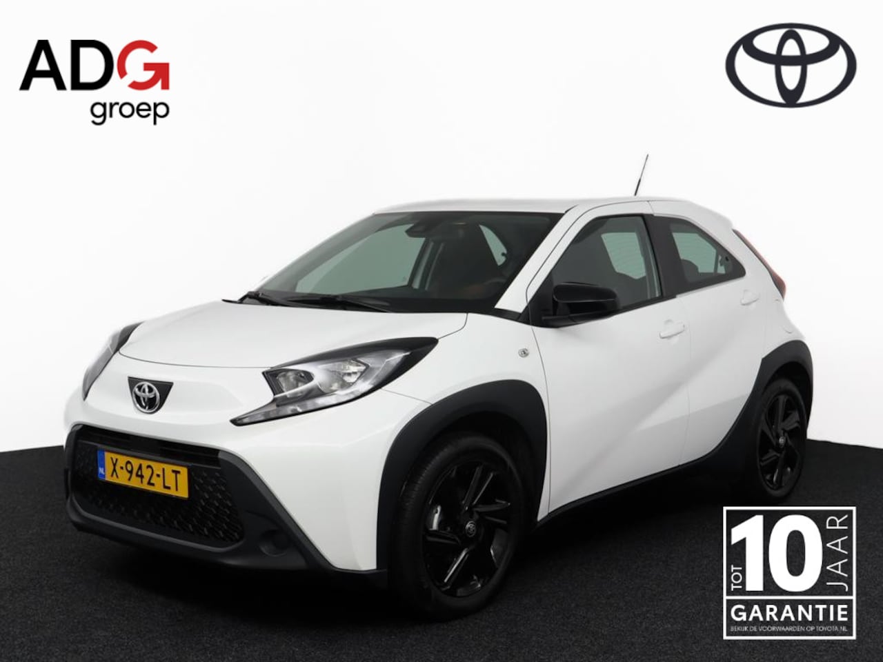 Toyota Aygo X - 1.0 VVT-i S-CVT Play | Apple Carplay/Android Auto | Lichtmetalen-Velgen | Airco | Parkeerc - AutoWereld.nl