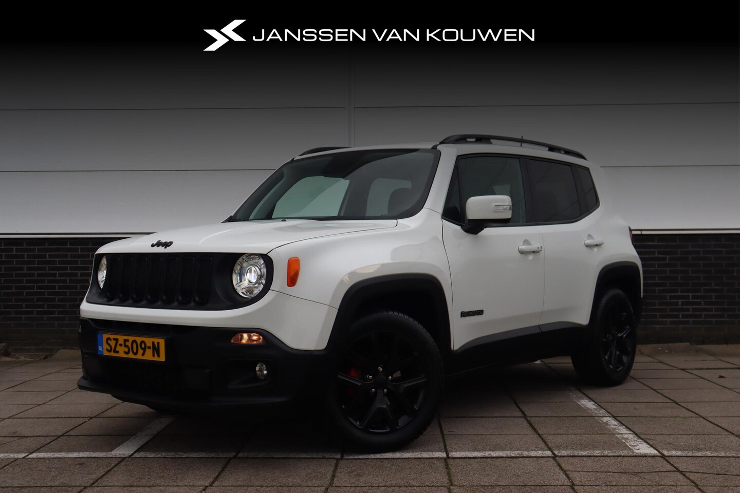 Jeep Renegade - 1.4 MultiAir Night Eagle II Limited * Xenon * Navi * Clima * - AutoWereld.nl