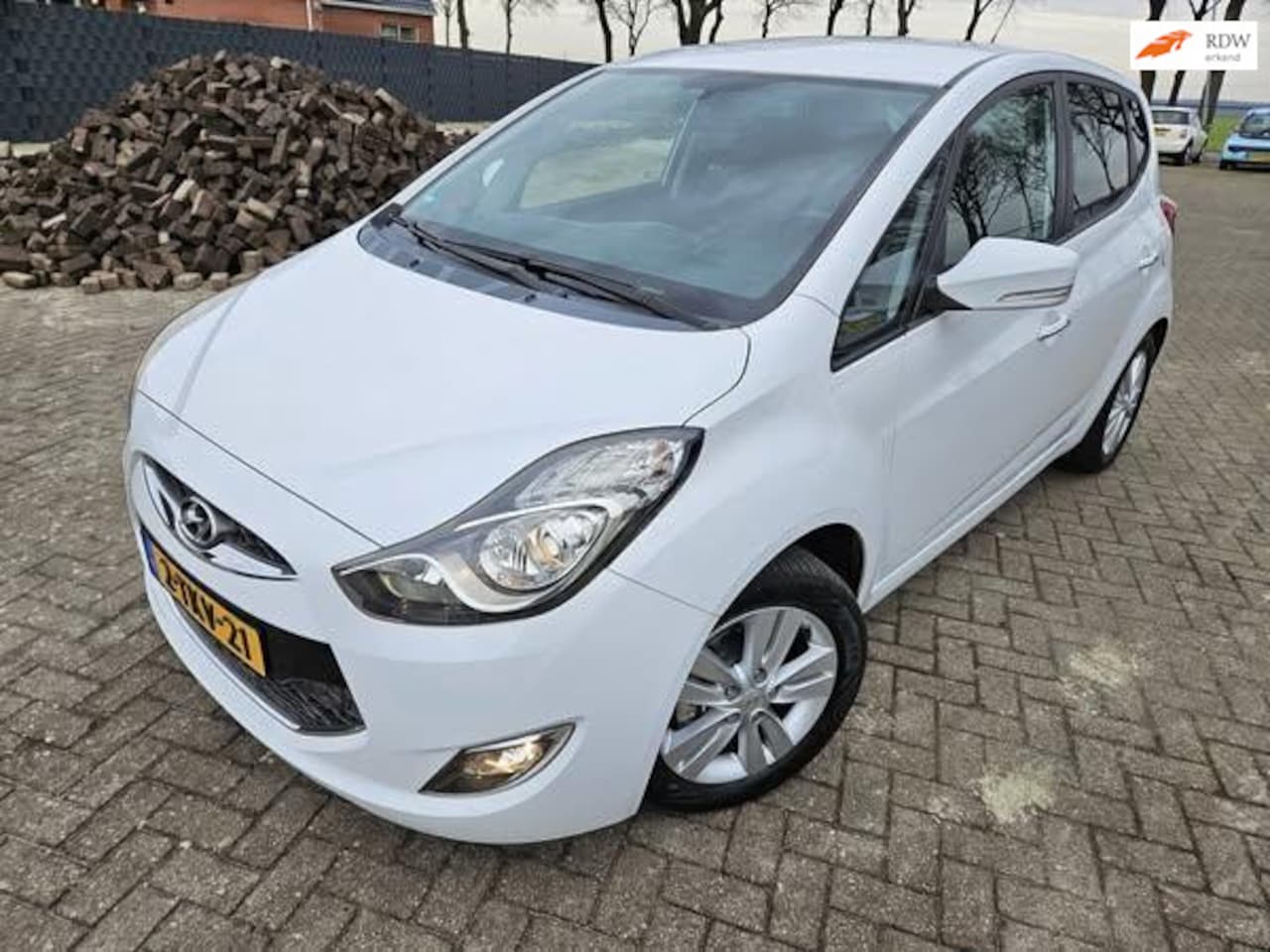 Hyundai ix20 - 1.6i i-Drive. 2011. Climate/Cruise/Leder/Parrot/Trekhaak/Parkeersensoren. - AutoWereld.nl