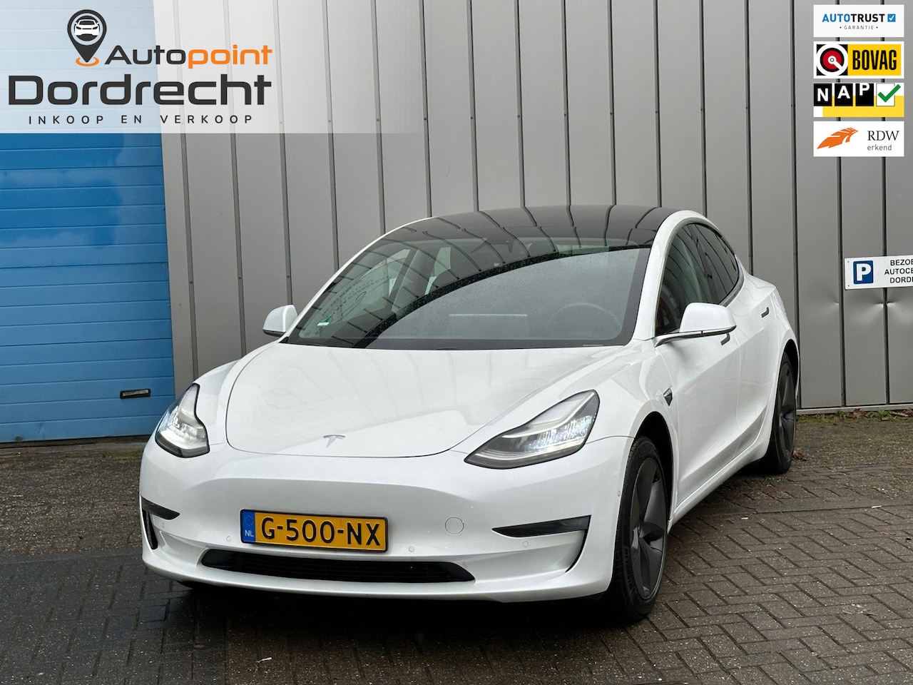 Tesla Model 3 - Long Range RWD Long Range AWD 75 kWh TREKHAAK - AutoWereld.nl