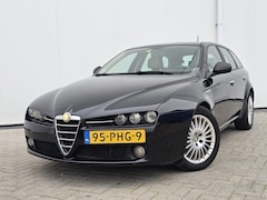 Alfa Romeo 159 Sportwagon - 2.0 JTDm Progression 170PK bj 2011 Vol Opties APK Nette Auto