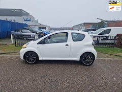 Toyota Aygo - 1.0-12V Access/AIRCO/SPORTIEF/APK 29-08-2025