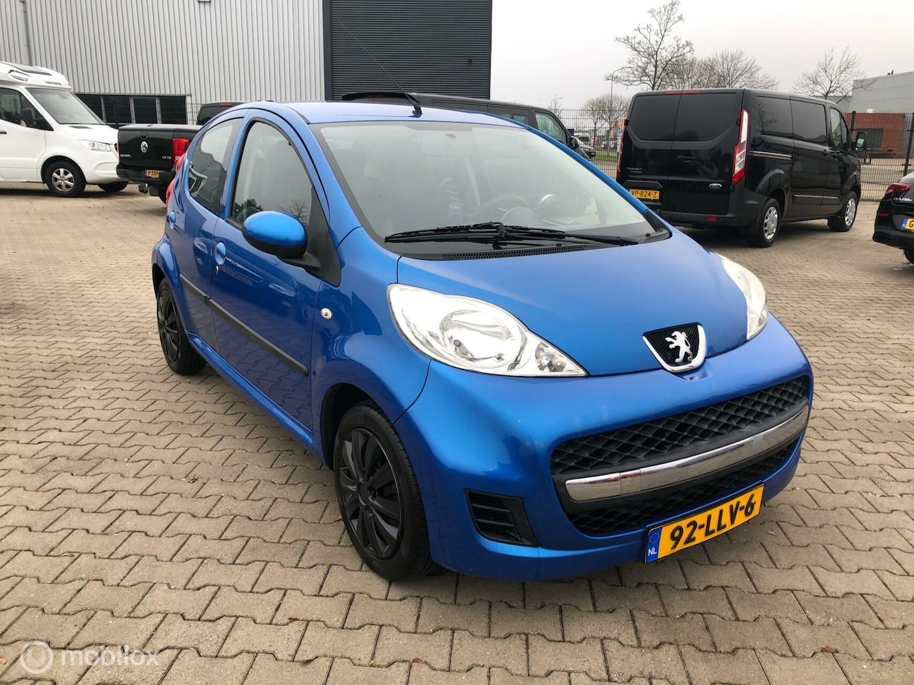 Peugeot 107 - 1.0-12V 5DRS AIRCO ELL PAK LEDER - AutoWereld.nl