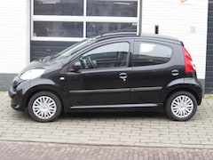 Peugeot 107 - 1.0-12V XS