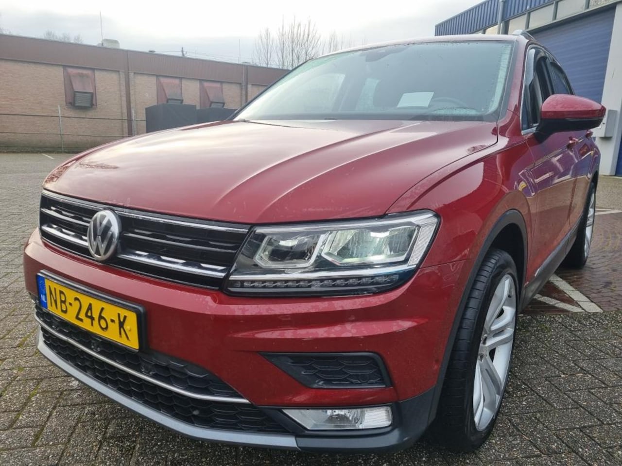 Volkswagen Tiguan - 1.4 TSI ACT Highline Panodak Xenon Navi 1e Eigenaar - AutoWereld.nl