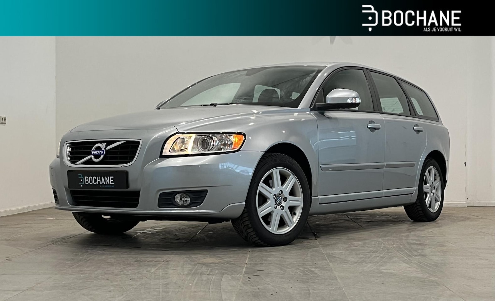 Volvo V50 - 2.0 Business Edition | Cruise Control | Climate Control | Parkeersensoren achter | Lichtme - AutoWereld.nl