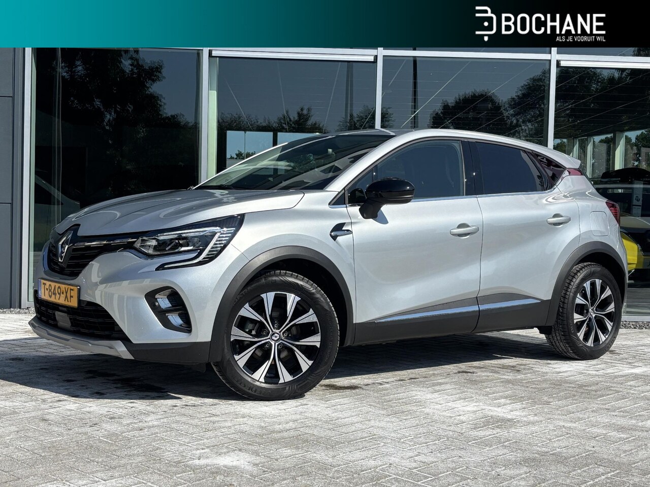 Renault Captur - 1.6 E-Tech Plug-in Hybrid 160 Techno | All-Season banden - AutoWereld.nl