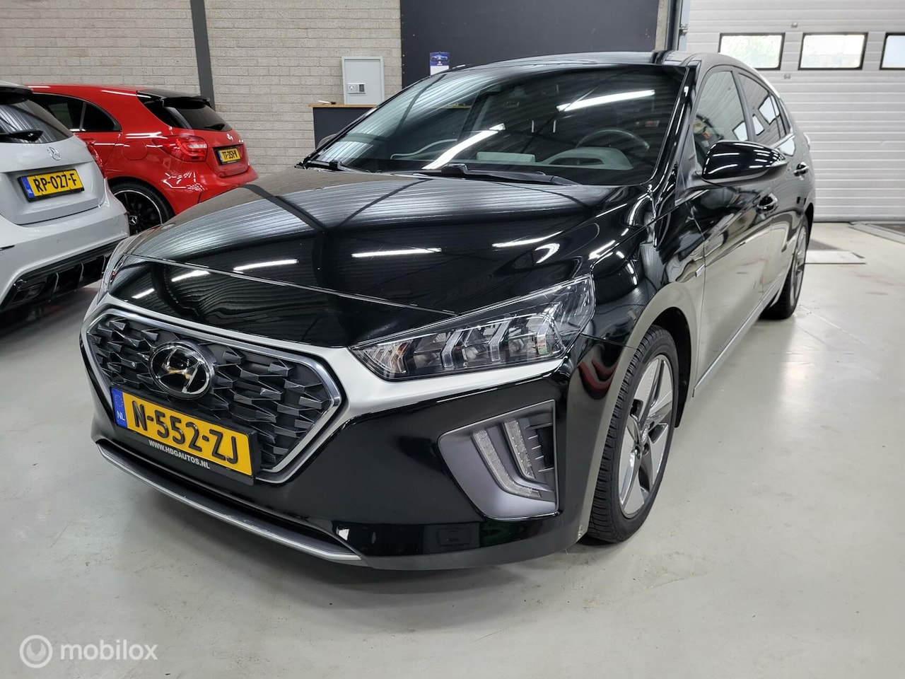 Hyundai IONIQ - 1.6 GDi Comfort Plus/Acc/Carplay/Camera/Clima - AutoWereld.nl